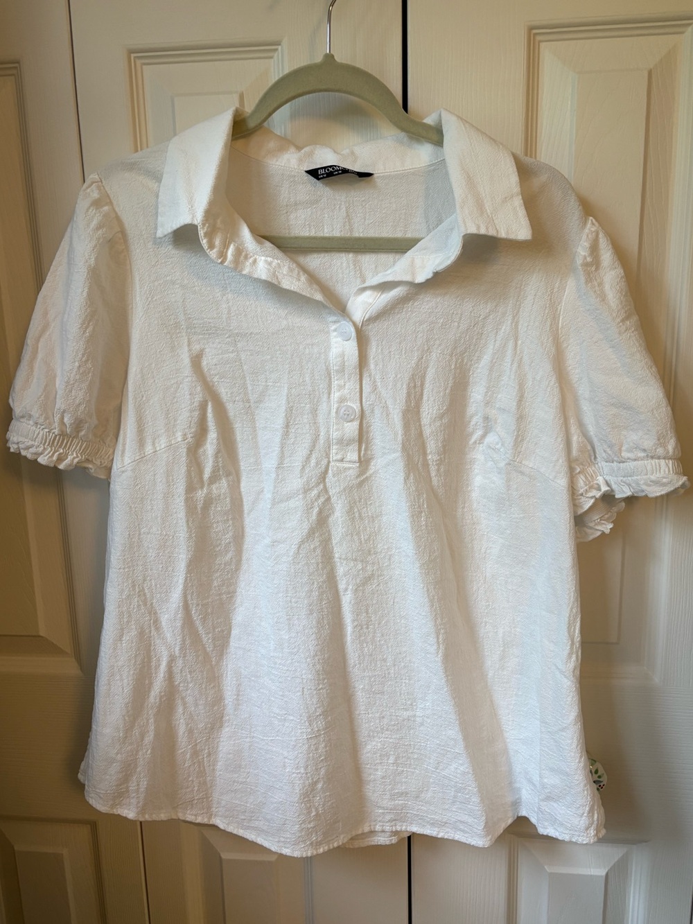 BloomChic White Short-Sleeve Peasant top